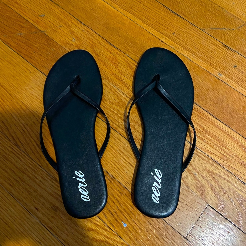 Brand New Aerie Flip Flops!